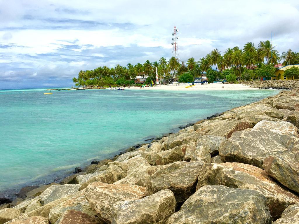 Hotel Siesta Beach Maafushi Exterior foto