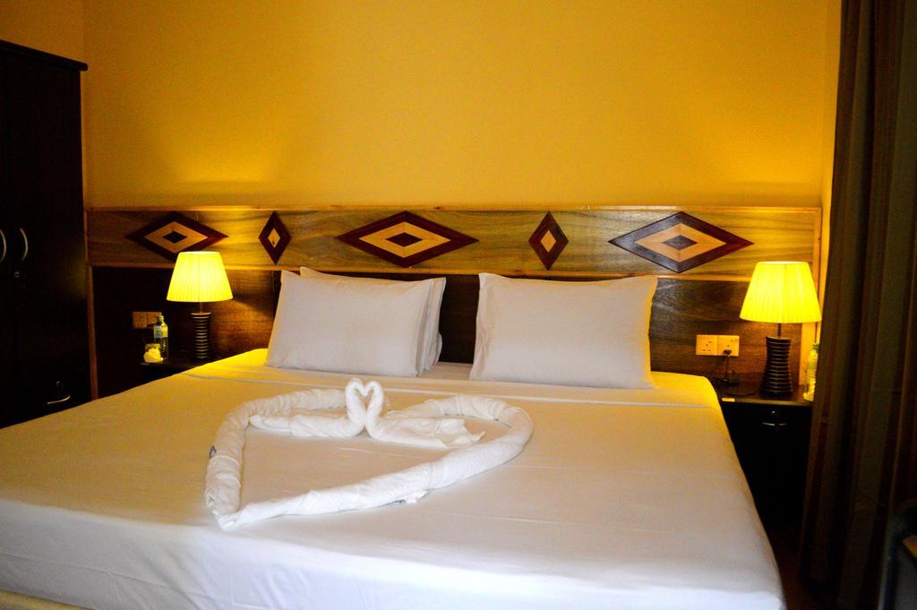 Hotel Siesta Beach Maafushi Exterior foto
