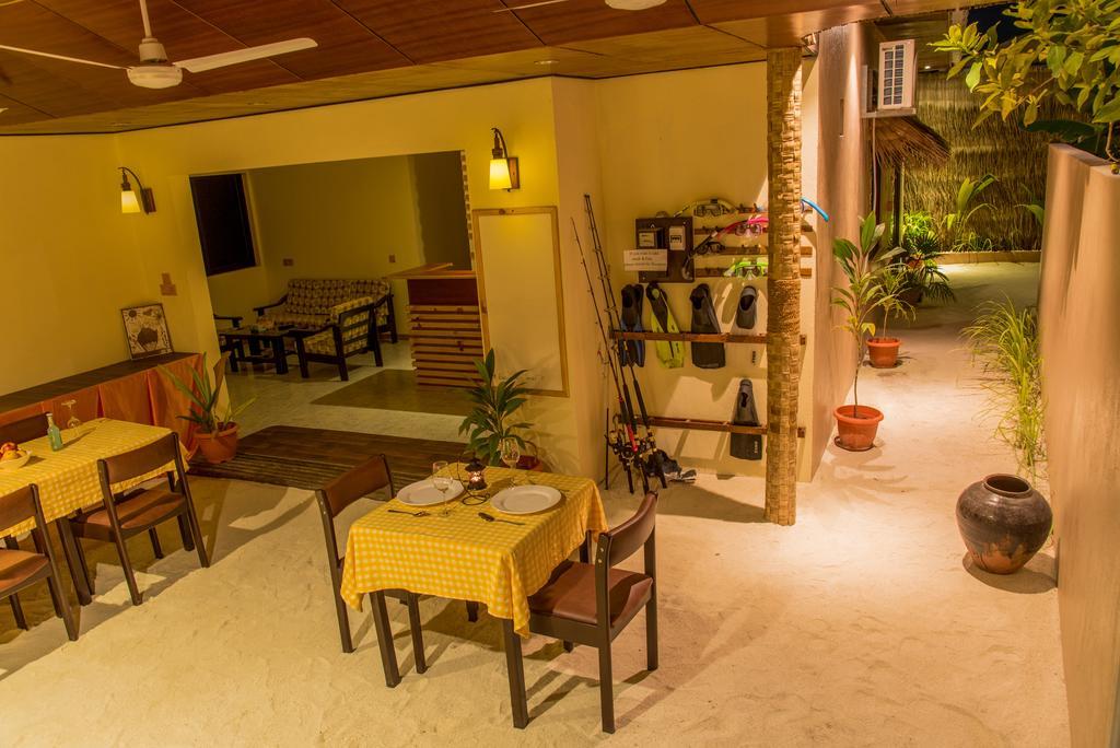 Hotel Siesta Beach Maafushi Exterior foto